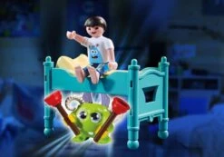 PLAYMOBIL® Special Plus - Kind Mit Monsterchen -Playmobil Shop 43274139 7 2 4008789708762 1280x1280