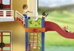 PLAYMOBIL® City Life - Poolparty Mit Rutsche 10 PLAYMOBIL® City Life - Poolparty Mit Rutsche -Playmobil Shop 43274775 9 2 4008789709875 1280x1280